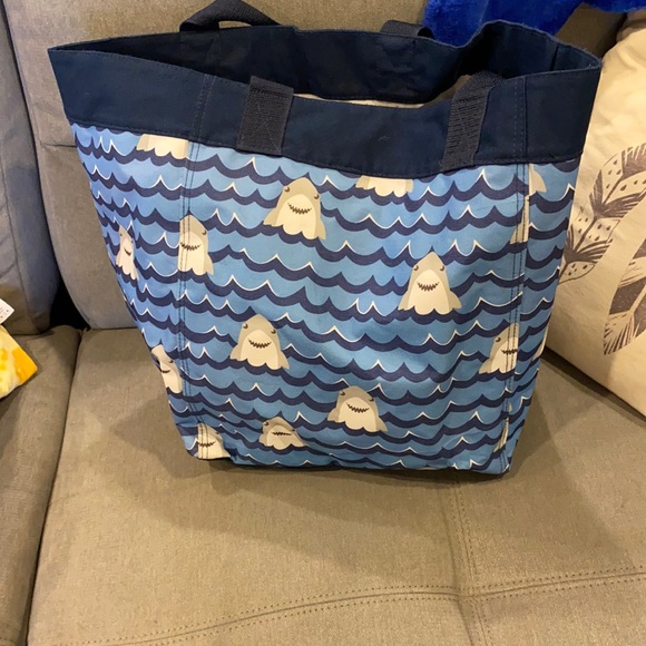 Thirty One essentials tote